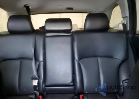 2011 Subaru Outback 2.5I Limited z USA, uszkodzony, nr VIN 4S4BRCLC6B3388130